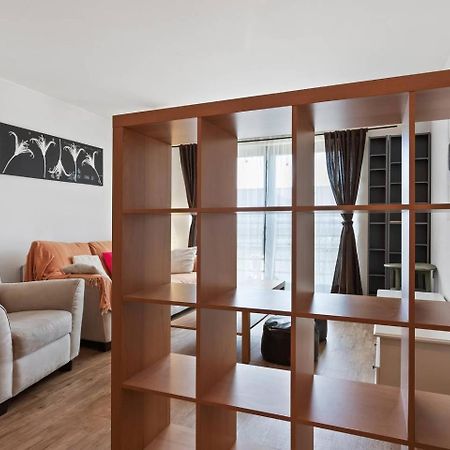 Modern 2 Bedroom Apartment In Homerton Лондон Экстерьер фото